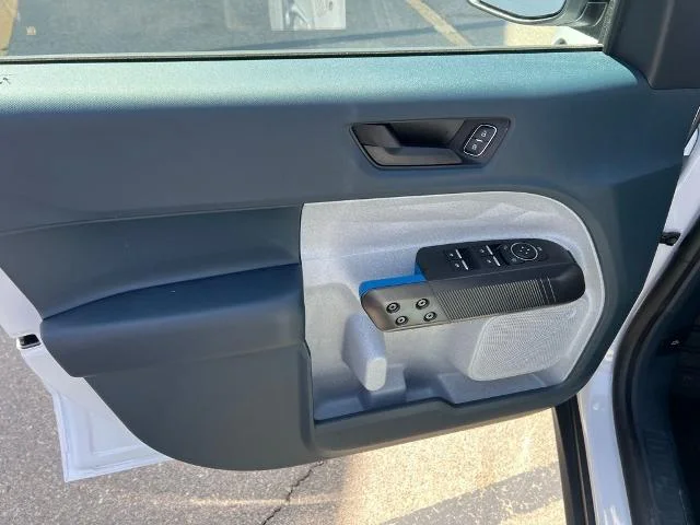 New 2026 Oxford White Ford XLT image 40