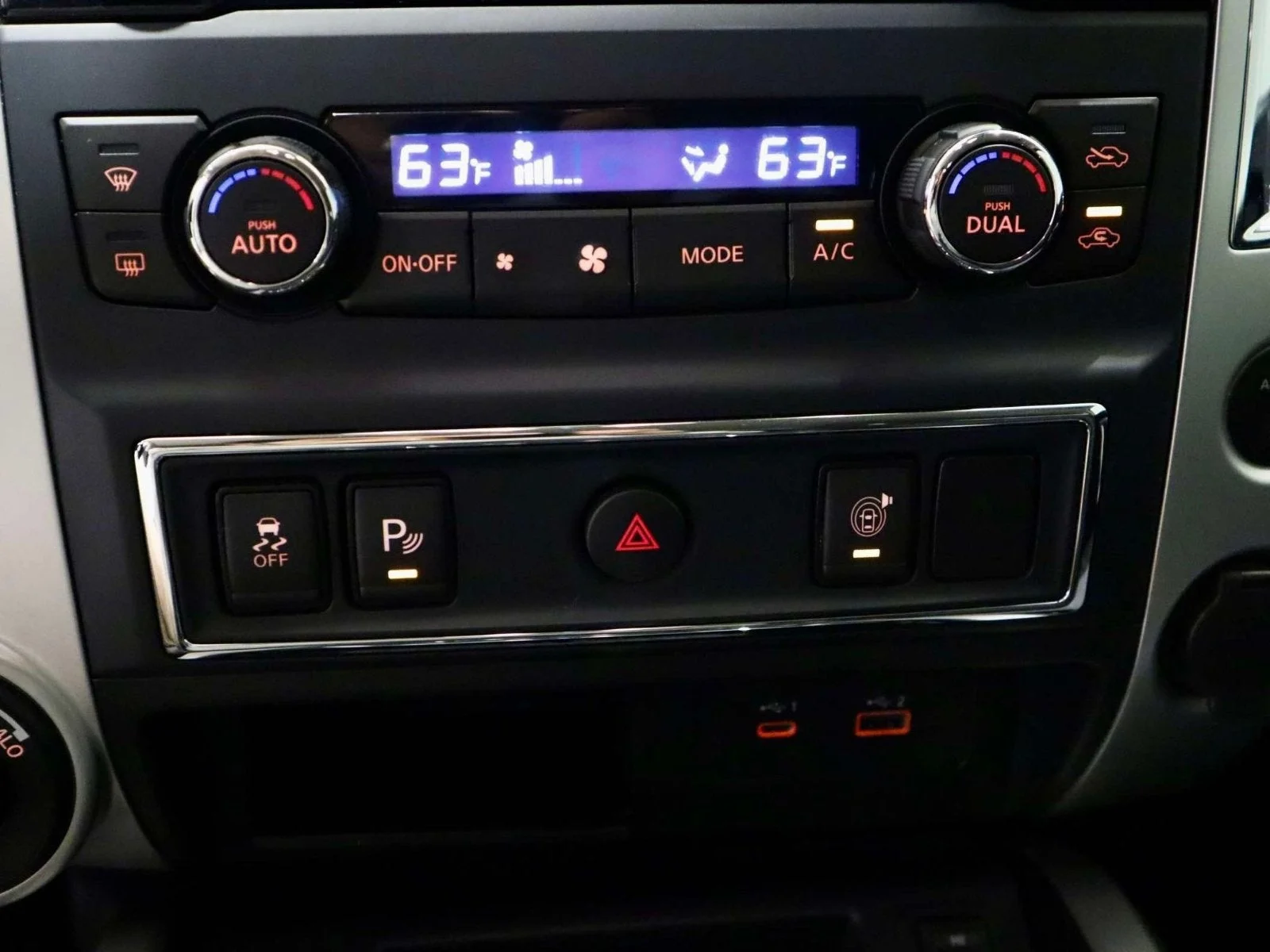 Used 2021 Glacier White Nissan SV image 26