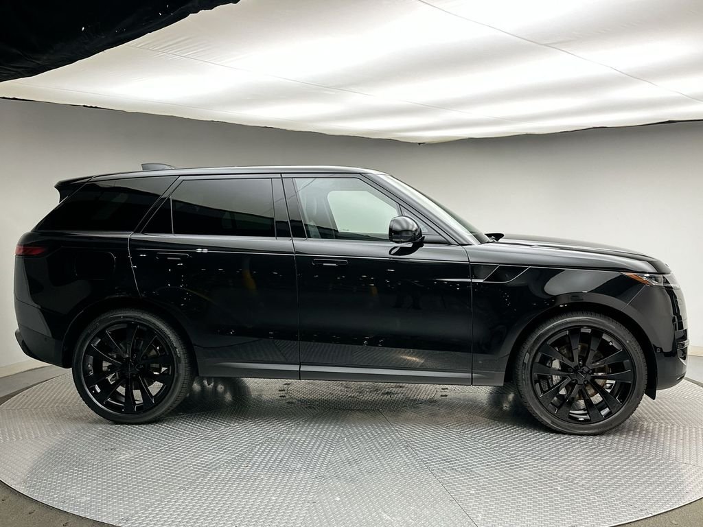 New 2026 Santorini Black LAND ROVER SE image 12