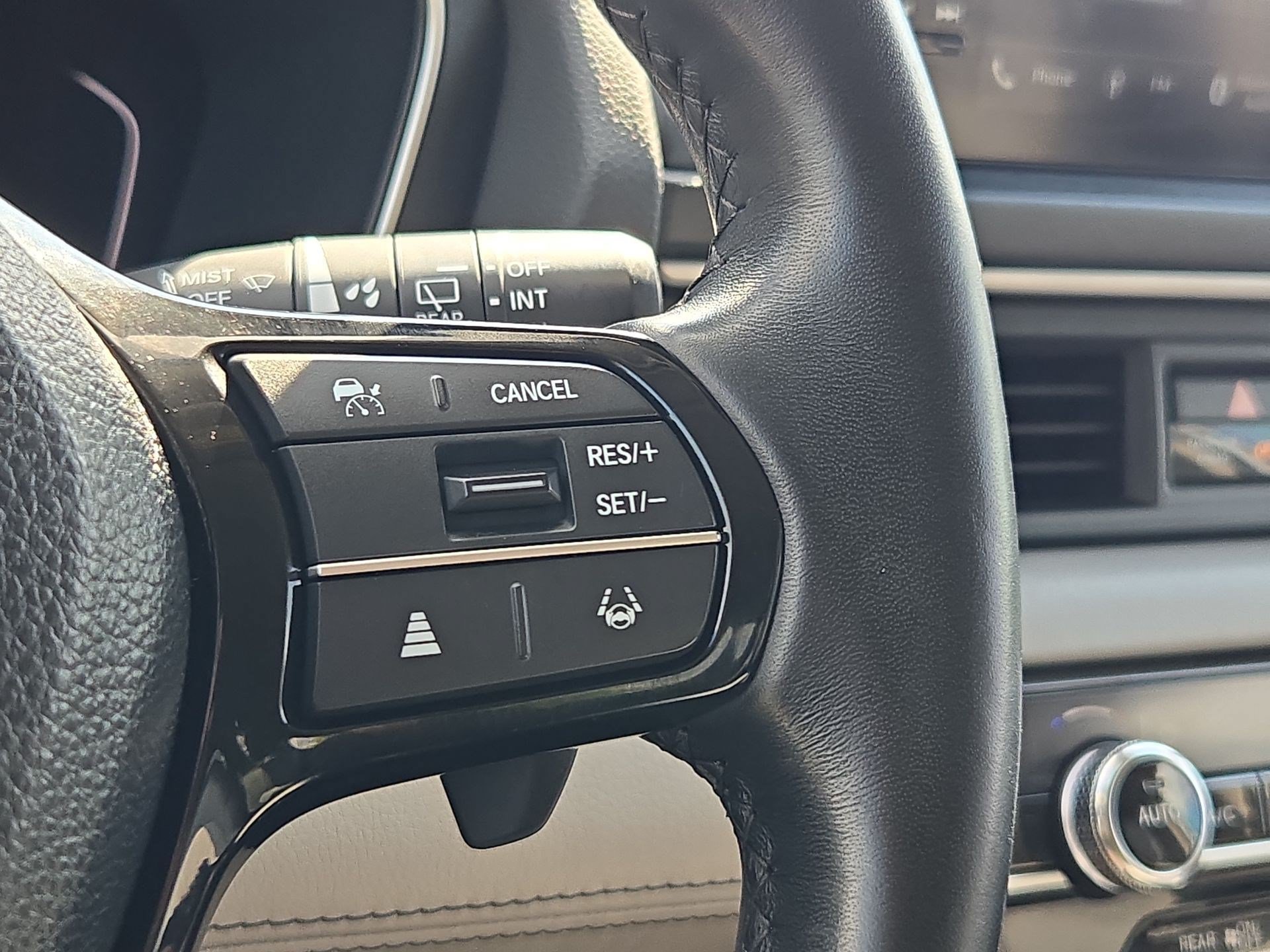 2024 Honda Pilot EX-L - Photo 14