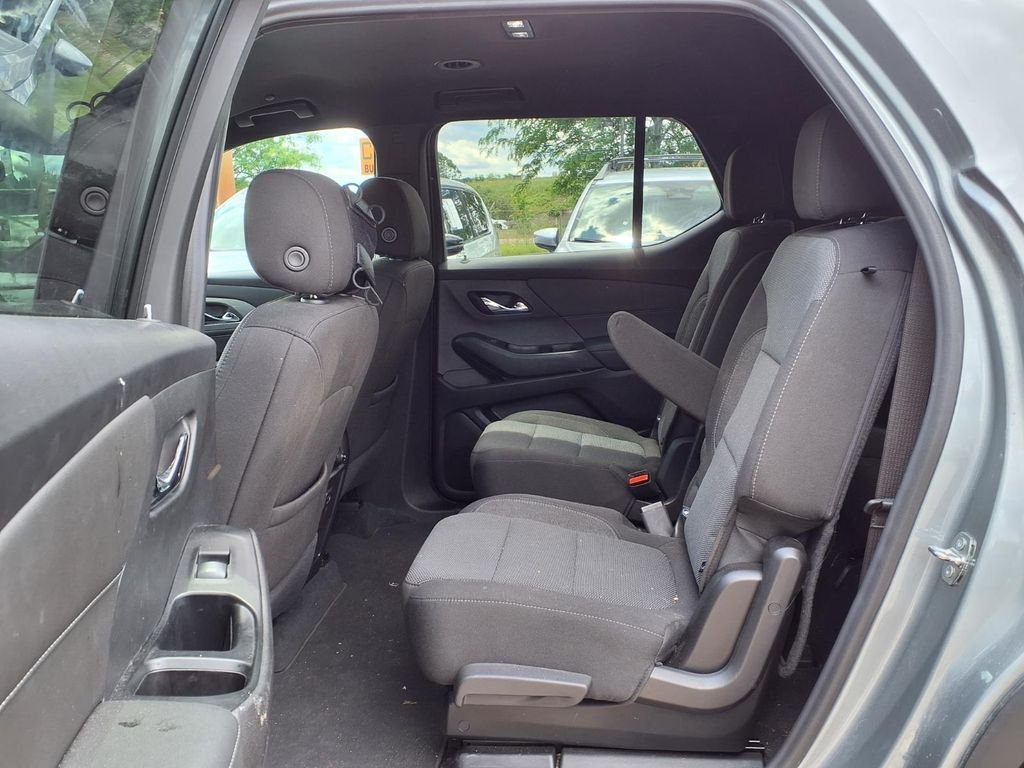 Used 2023 Gray Chevrolet LT image 13