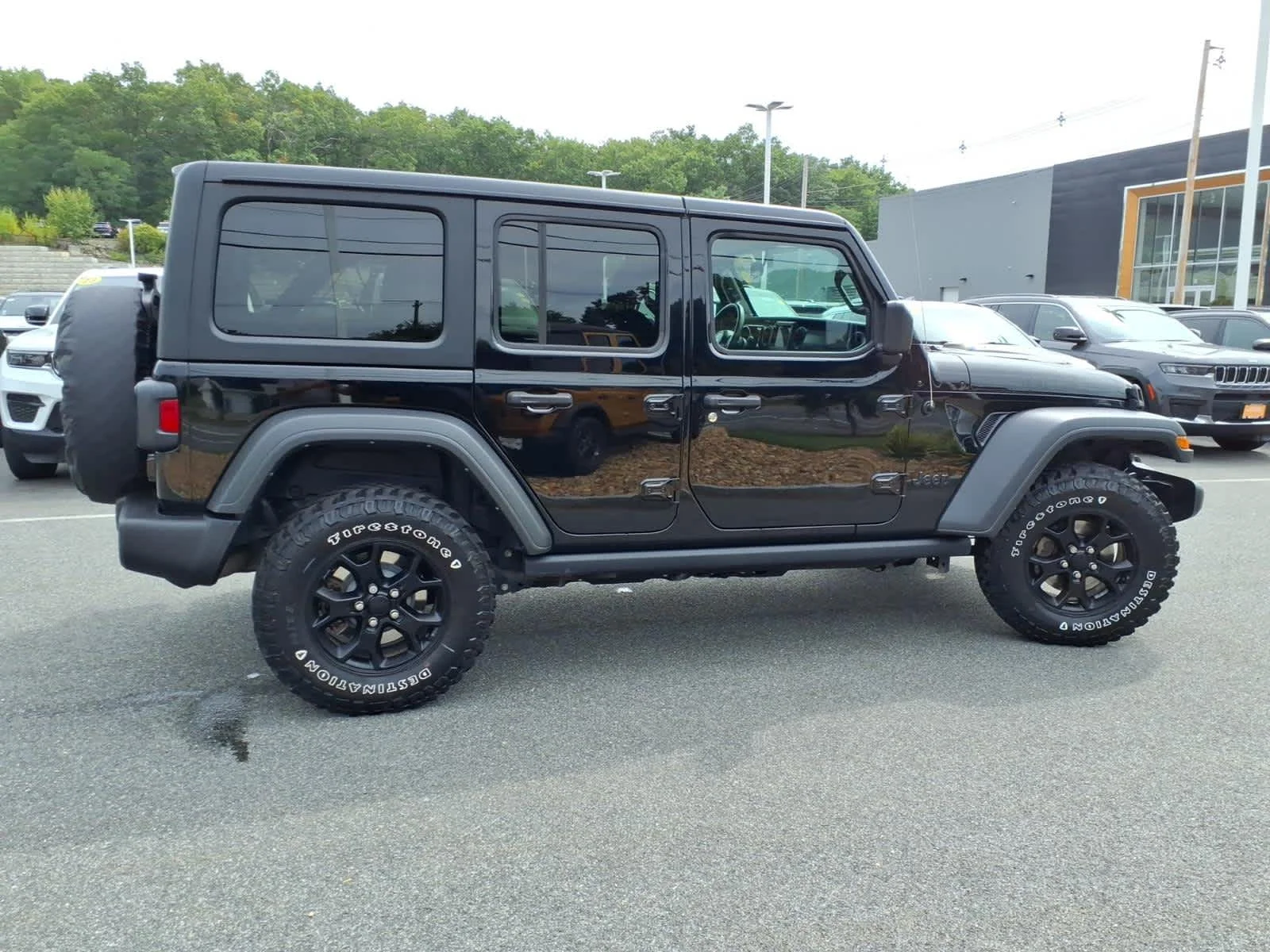 Certified Used 2022 Black Clearcoat Jeep Unlimited Willys image 6