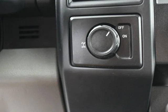 Used 2019 Gray Ford XL image 23