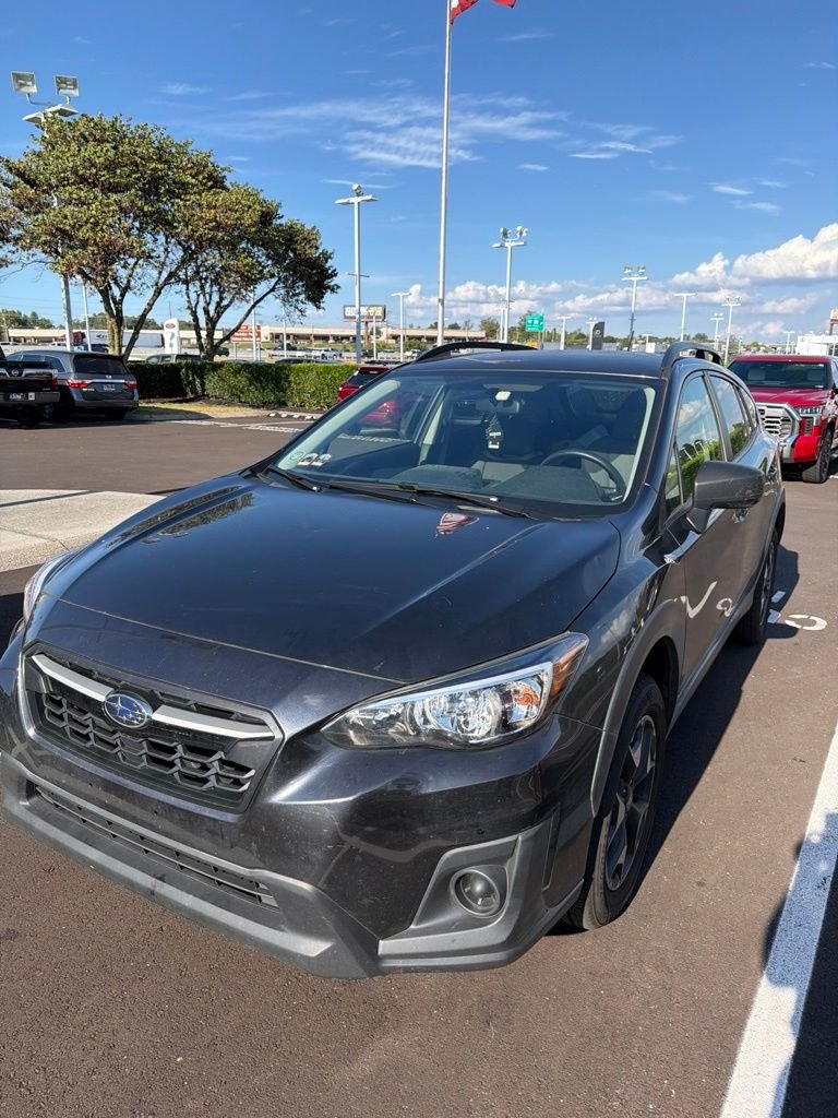 Used 2019 Gray Subaru 2.0i image 1