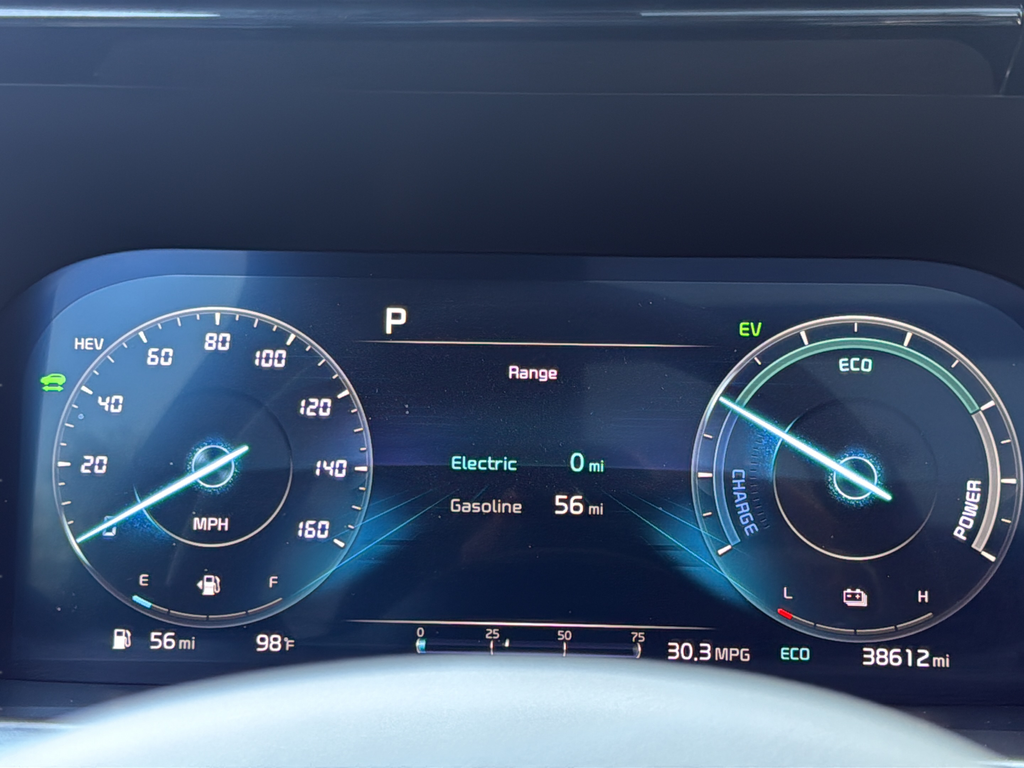 Used 2023 Gray Kia SX Prestige image 25