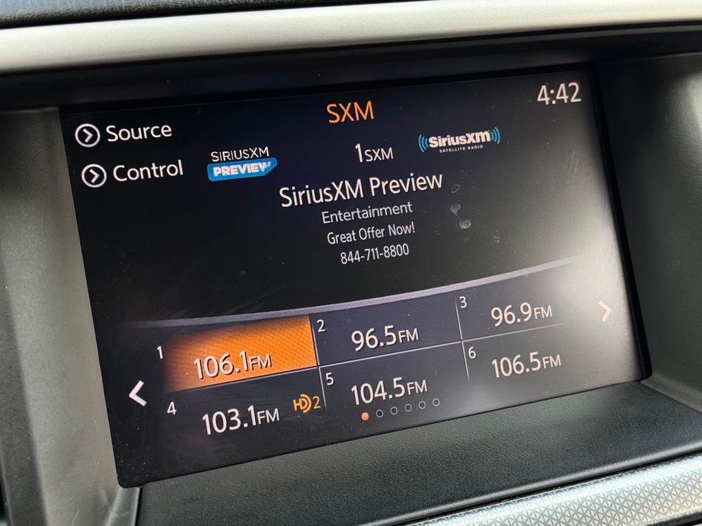 Used 2018 Red Nissan SL image 35