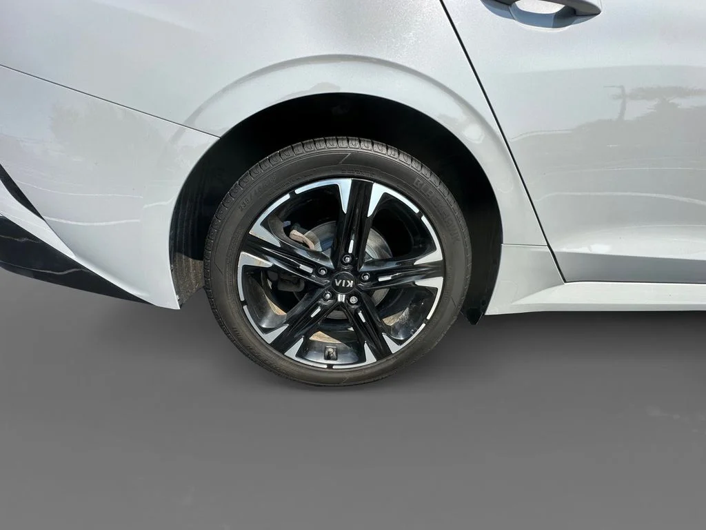 Used 2021 Gray Kia GT-Line image 10