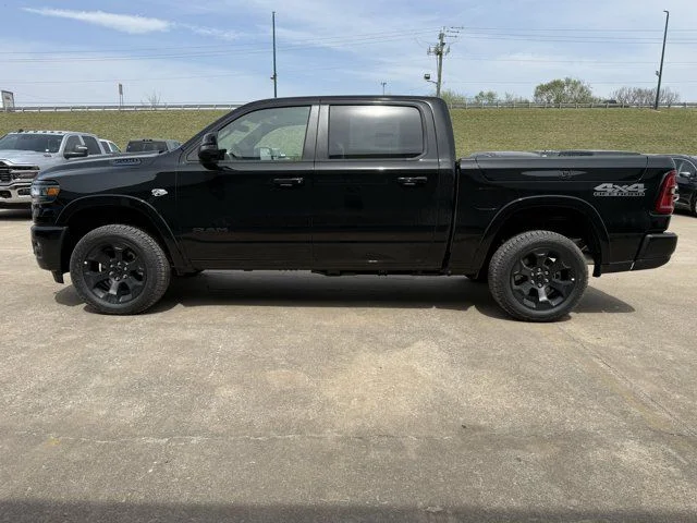 New 2026 Diamond Black Crystal Pearl-Coat Exterior Paint RAM Big Horn/Lone Star image 11