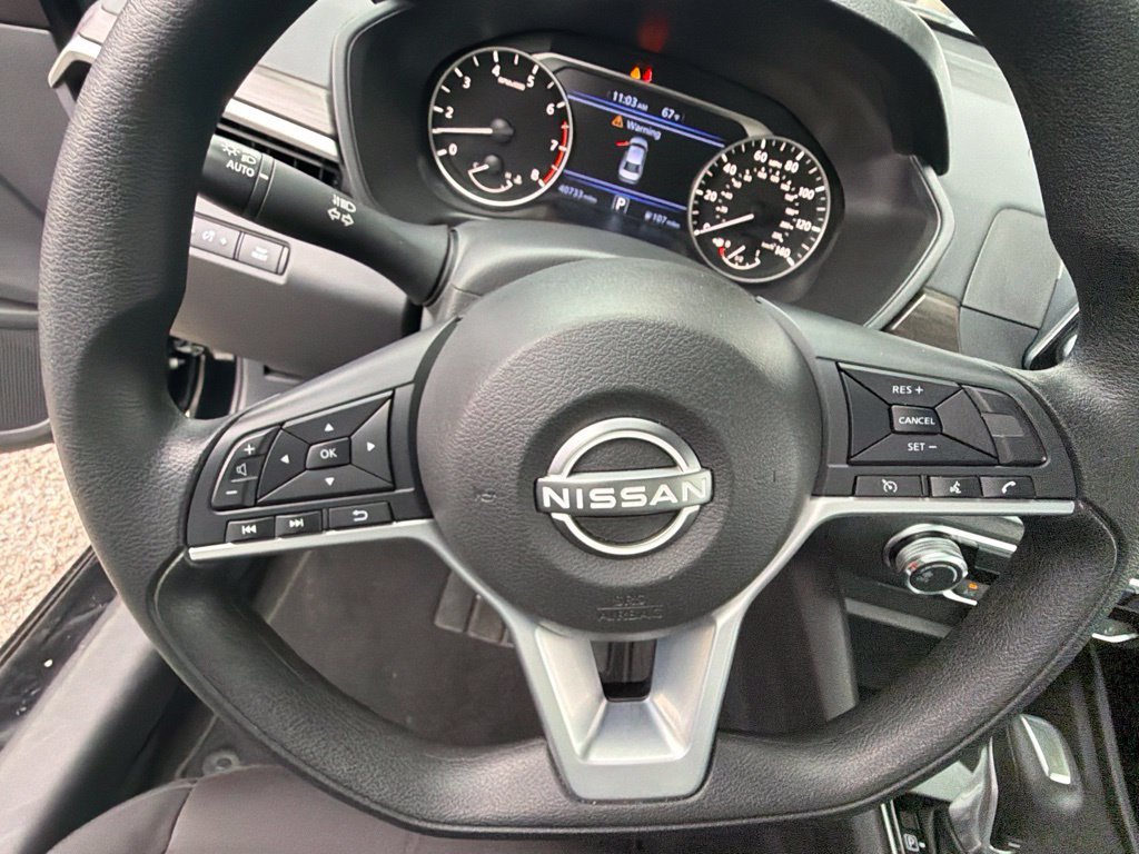 Used 2025 Black Nissan 2.5 SV image 16