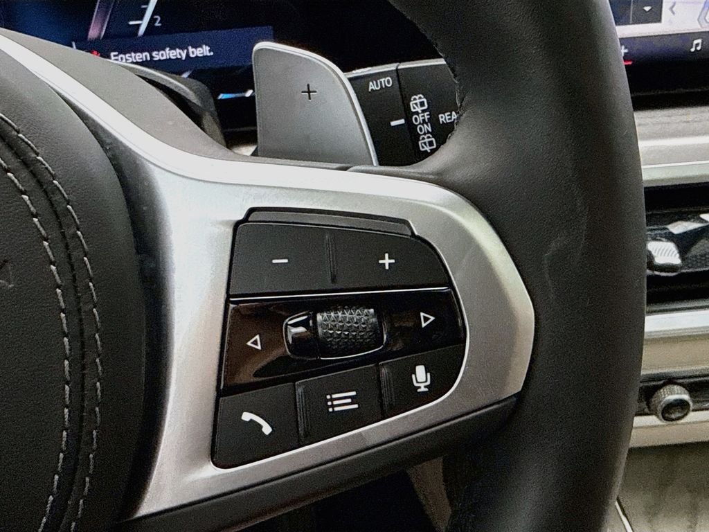 2026 BMW X7 40i - Photo 12
