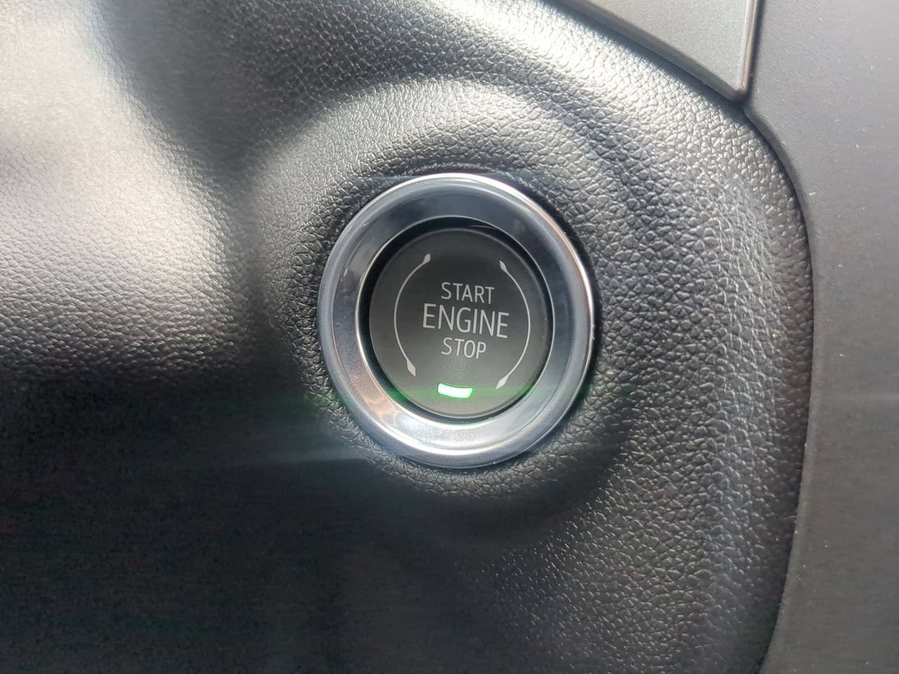 New 2026 Summit White GMC Pro image 16