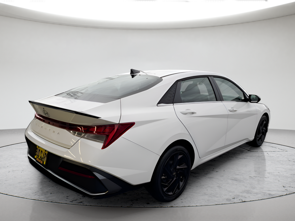 New 2026 White Hyundai SEL Sport image 3