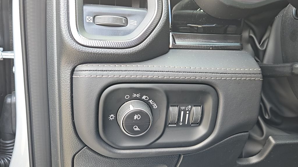 2026 RAM 1500 RHO - Photo 12