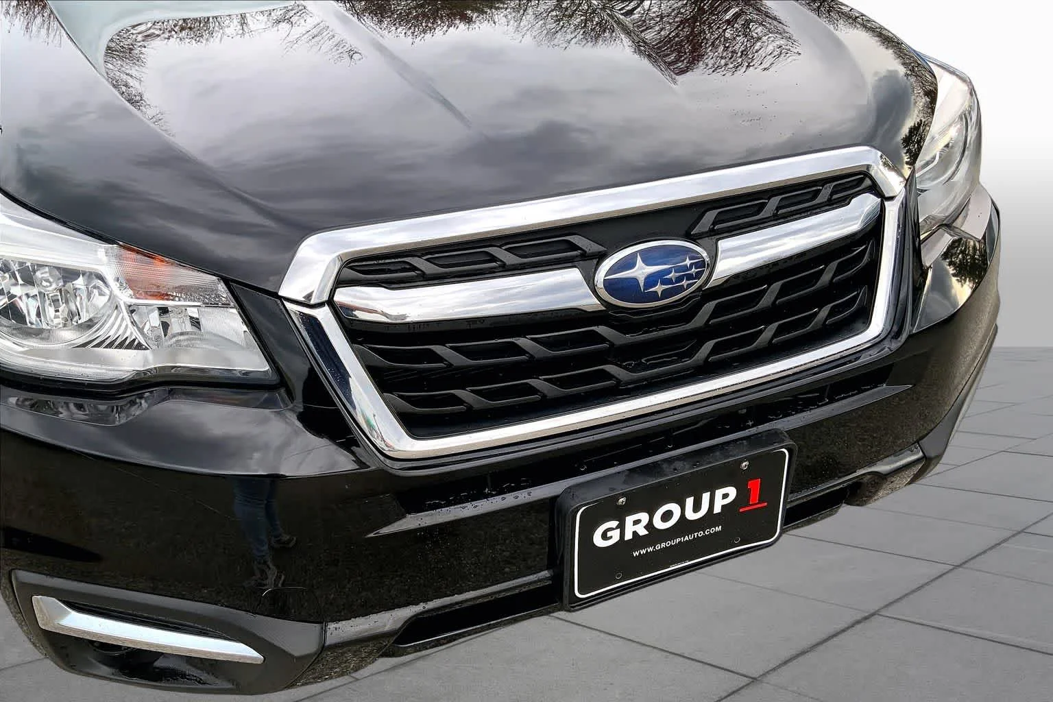 Used 2018 Crystal Black Silica Subaru Premium image 32