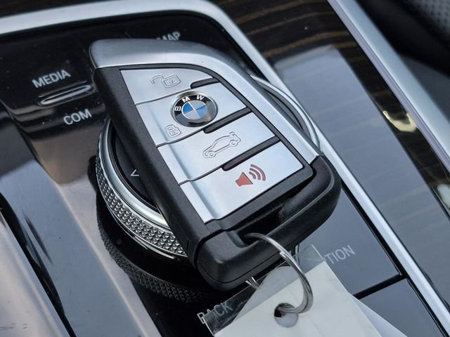 Used 2023 Black Sapphire Metallic BMW xDrive40i image 42