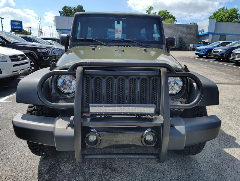Used 2015 Green Jeep Unlimited Willys image 2