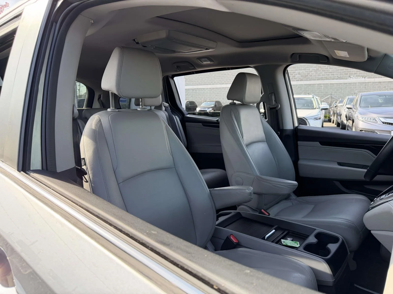 2023 Honda Odyssey Touring - Photo 12