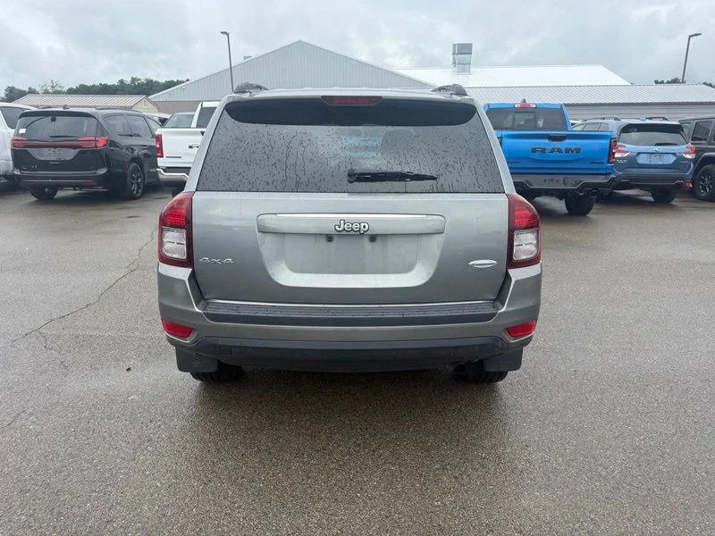Used 2014 Gray Jeep Latitude image 13