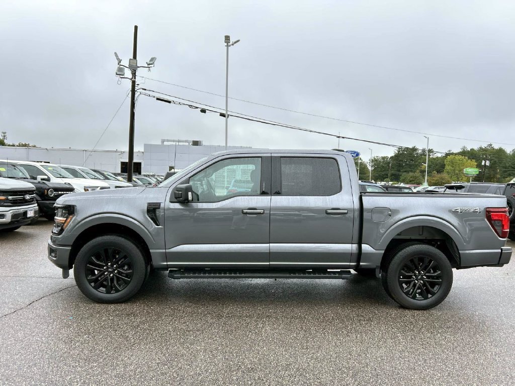 Used 2024 Gray Ford XLT image 6