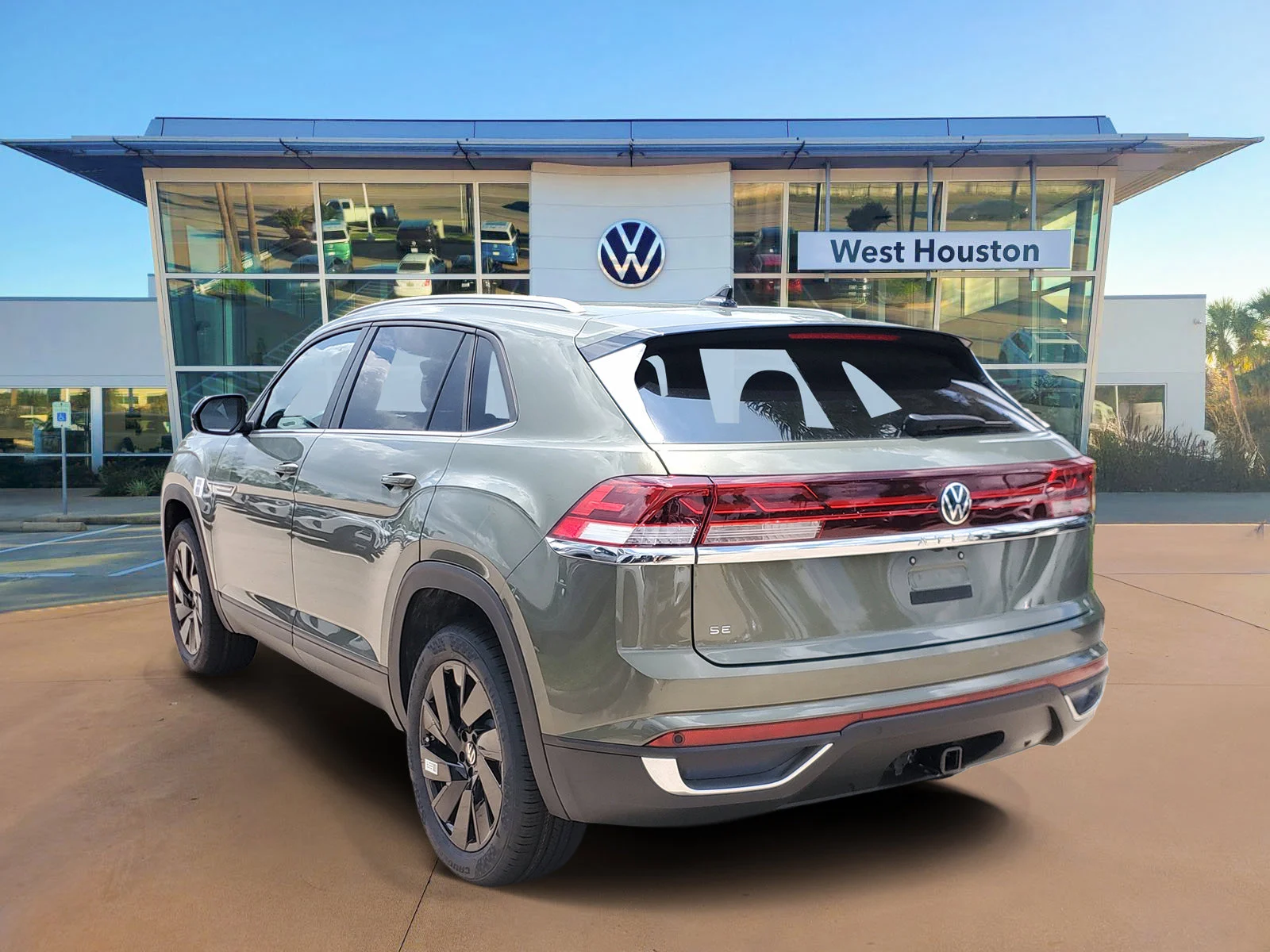 New 2026 Green Volkswagen 2.0T SE w/Technology image 4