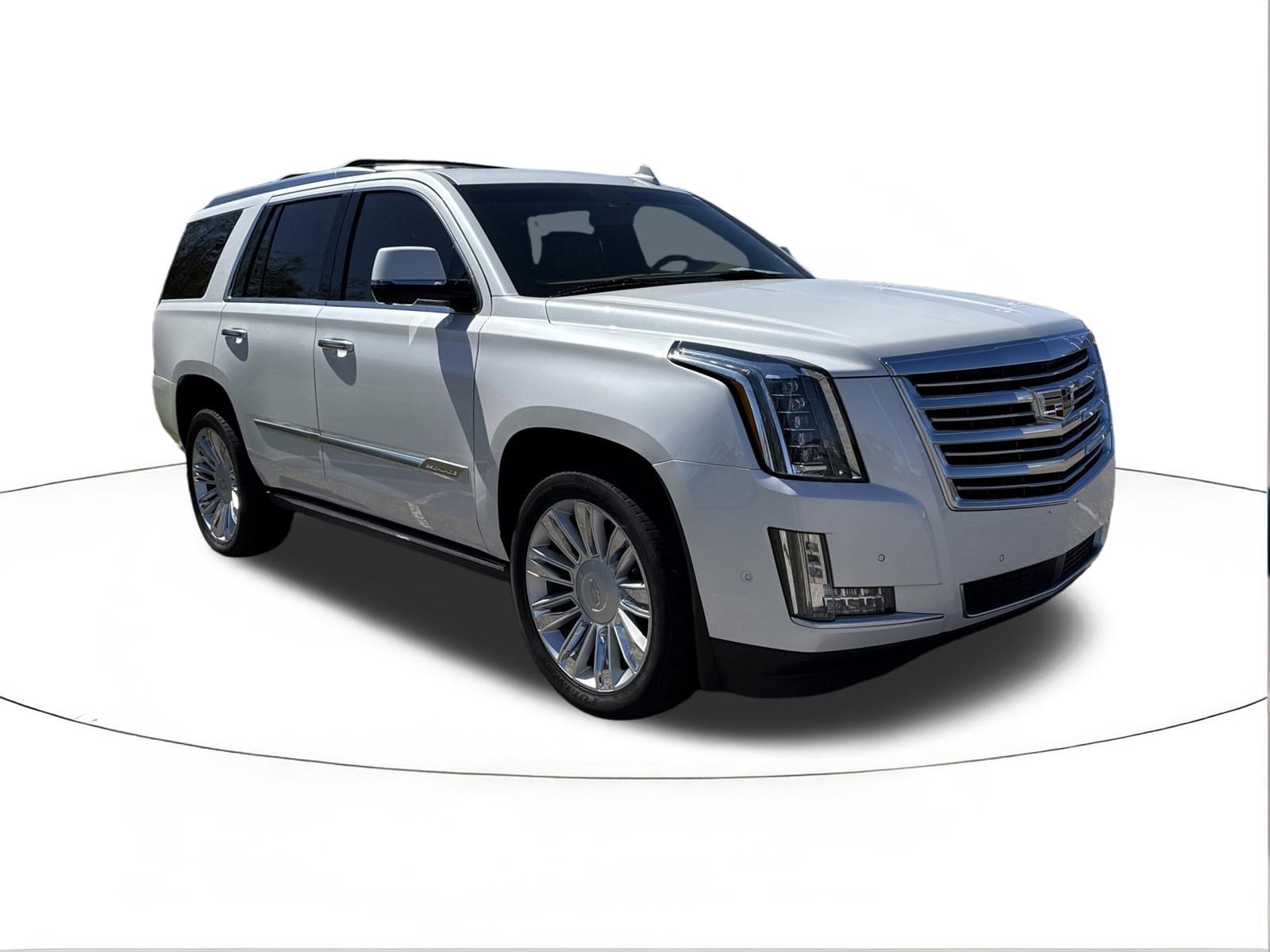 2017 Cadillac Escalade AWD Platinum's photo