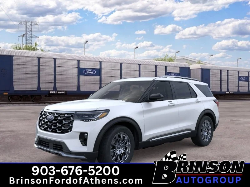 New 2026 Star White Metallic Tri-Coat Ford Platinum™ image 1