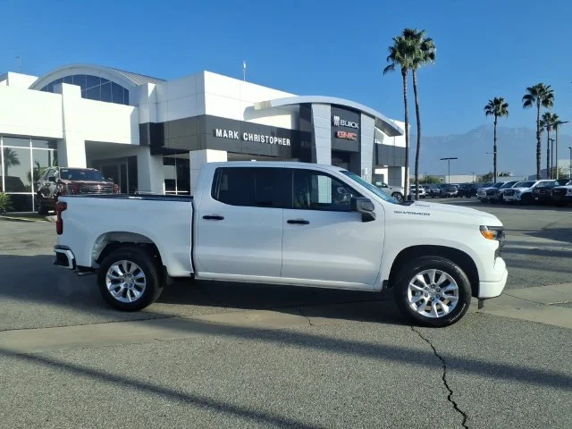 Used 2026 Summit White Chevrolet Custom image 3