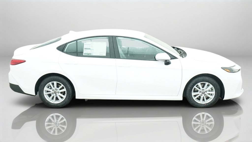 New 2026 Ice Cap Toyota LE image 7