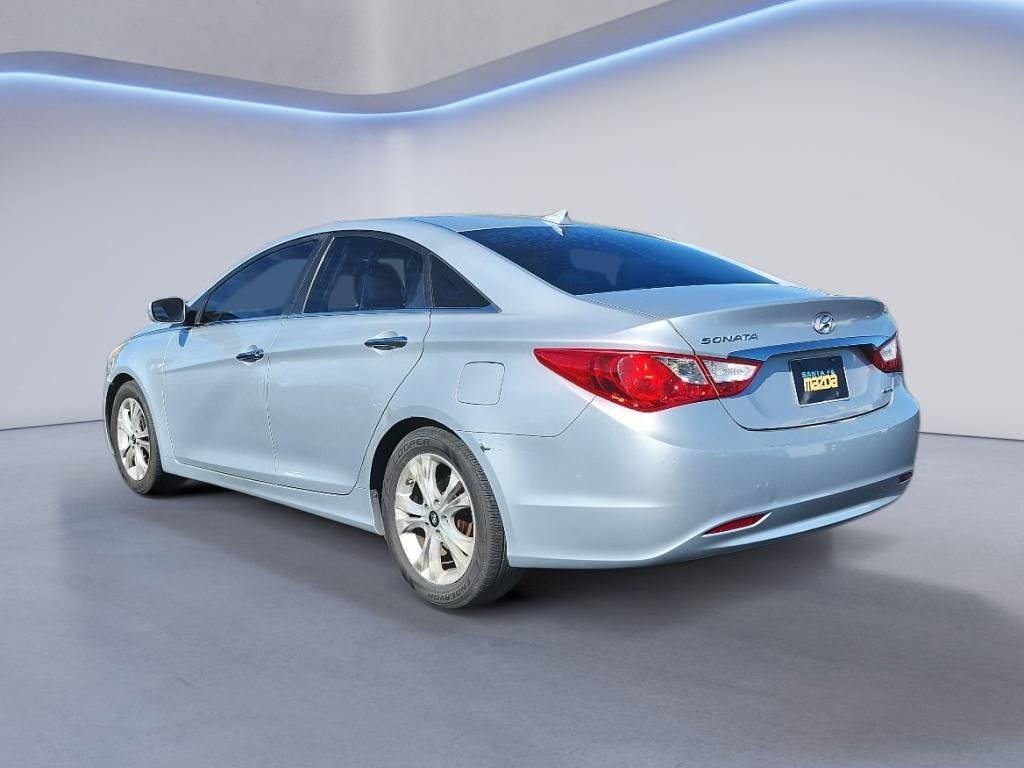 Used 2013 Radiant Silver Metallic Hyundai Limited PZEV image 8