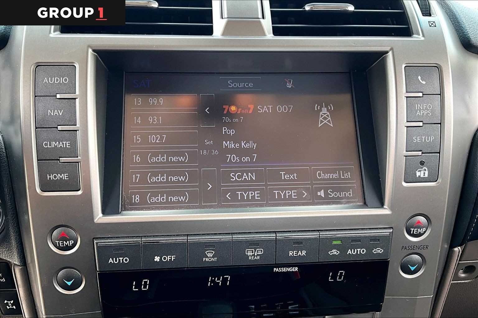 Used 2020 Starfire Pearl Lexus Premium image 31