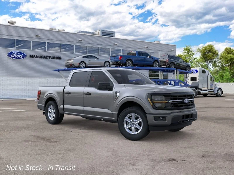 New 2026 Carbonized Gray Metallic Ford XLT image 7