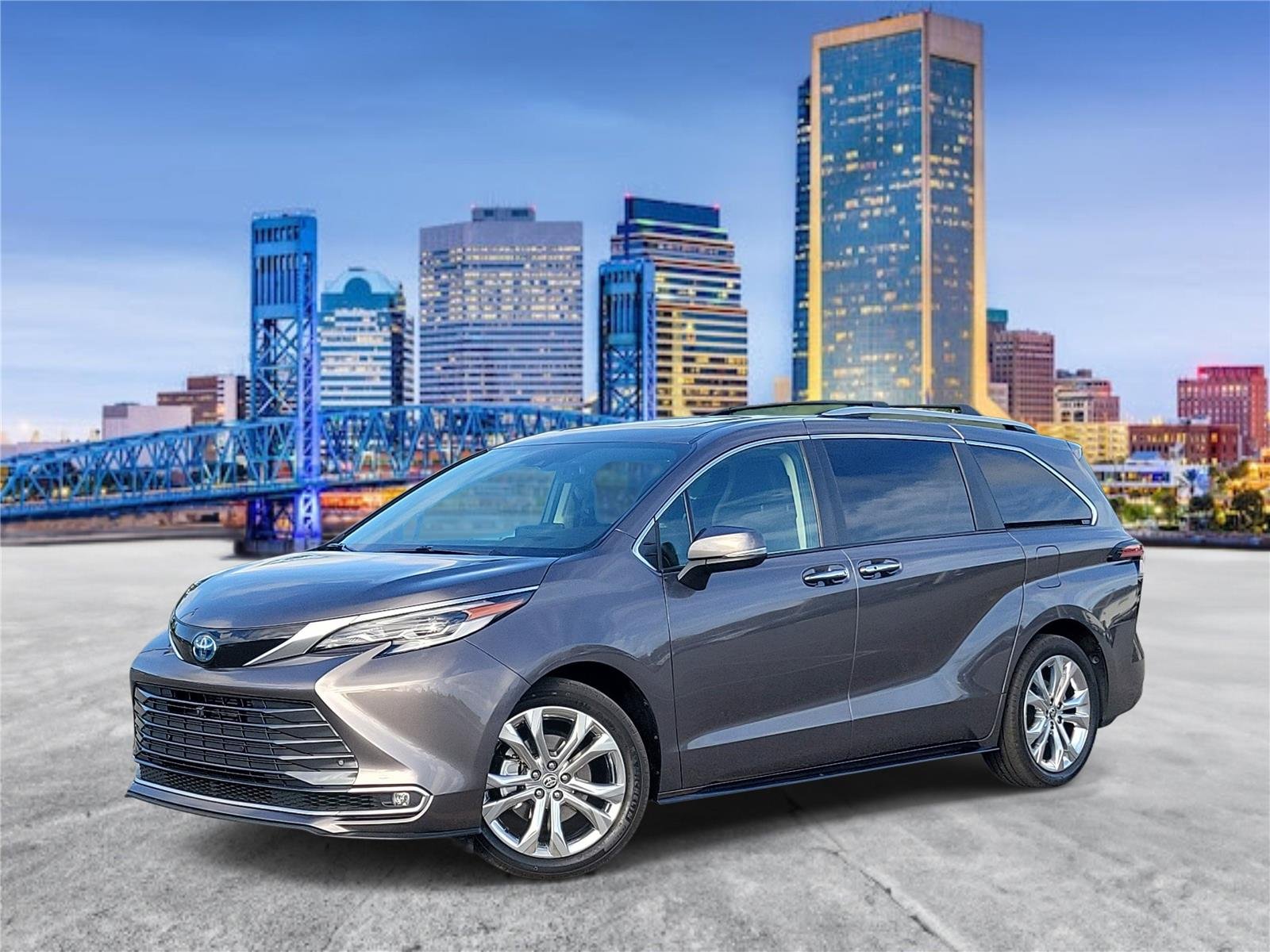 2022 Toyota Sienna Platinum 7-Passenger Hybrid FWD's photo