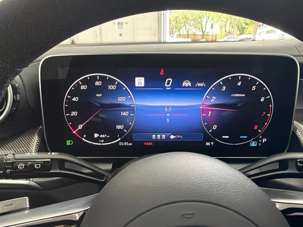 New 2026 Black Mercedes-Benz GLC 300 image 31
