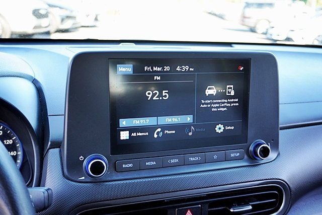 Used 2023 Silver Hyundai SEL image 23