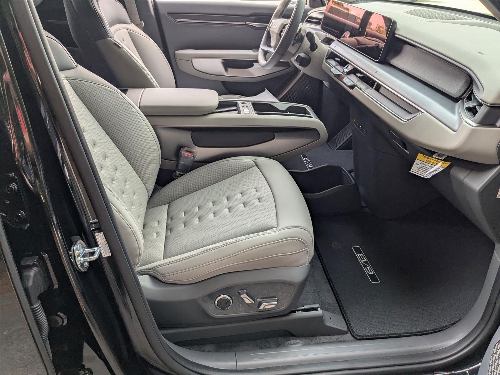 2026 Kia EV9 Wind - Photo 37