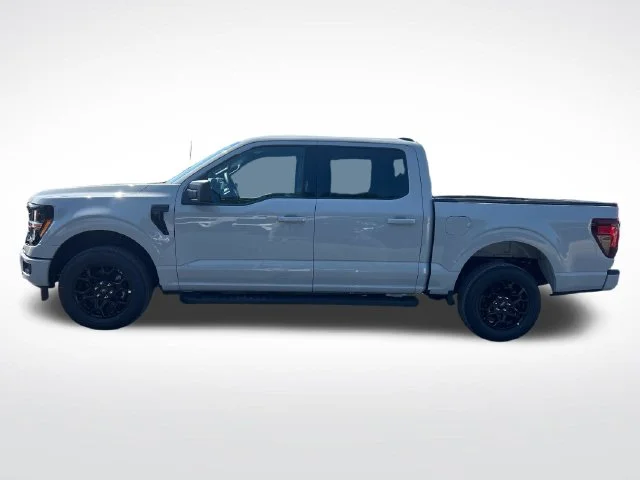 New 2026 Avalanche Ford XLT image 2