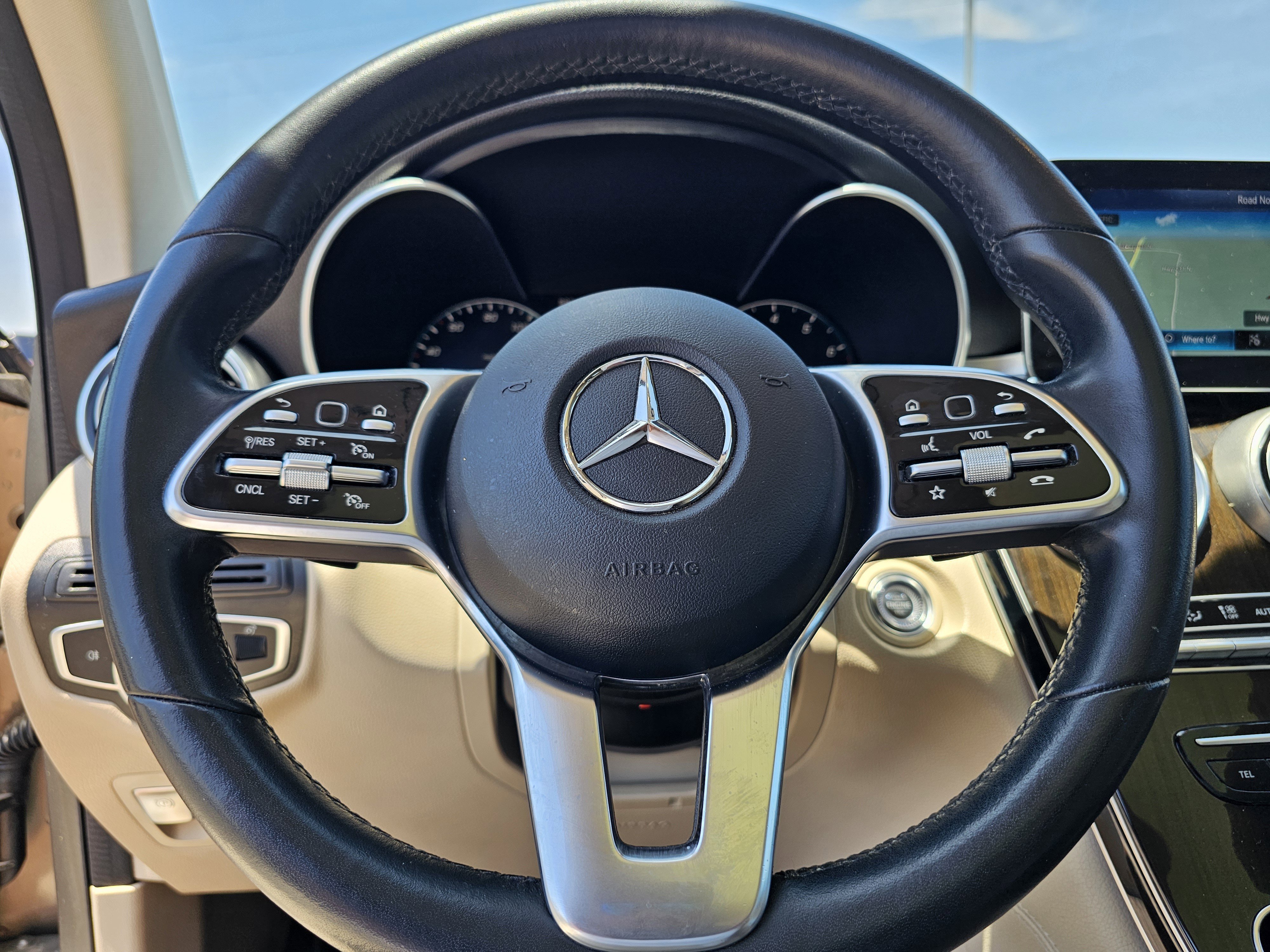 Used 2020 Mojave Silver Metallic Mercedes-Benz GLC 300 image 18