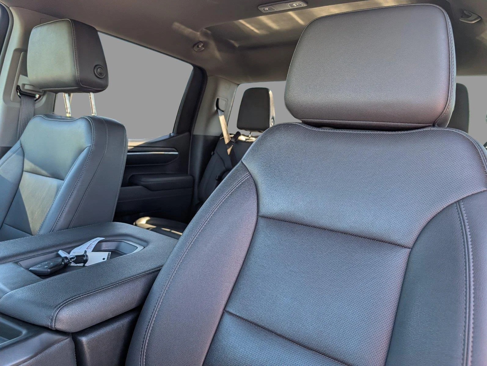 Used 2025 Titanium Rush Metallic GMC SLT image 13