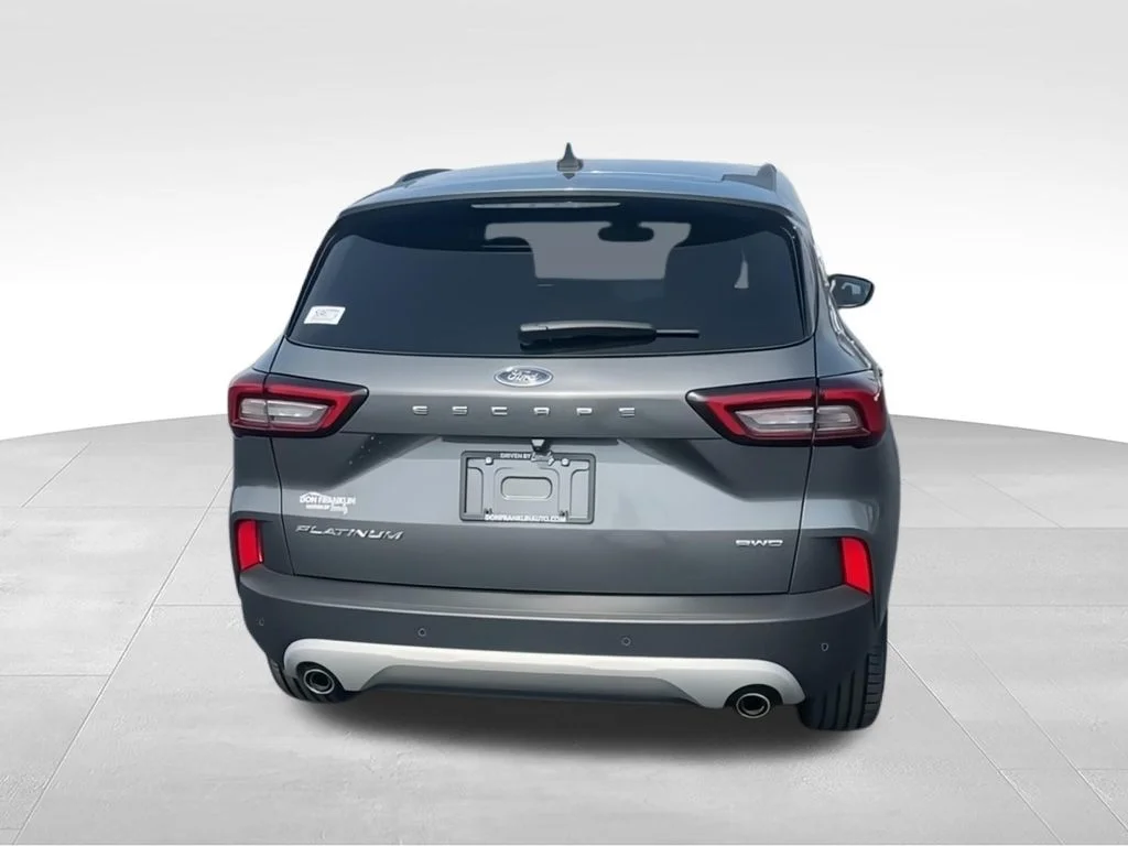 Used 2025  Ford Platinum image 9