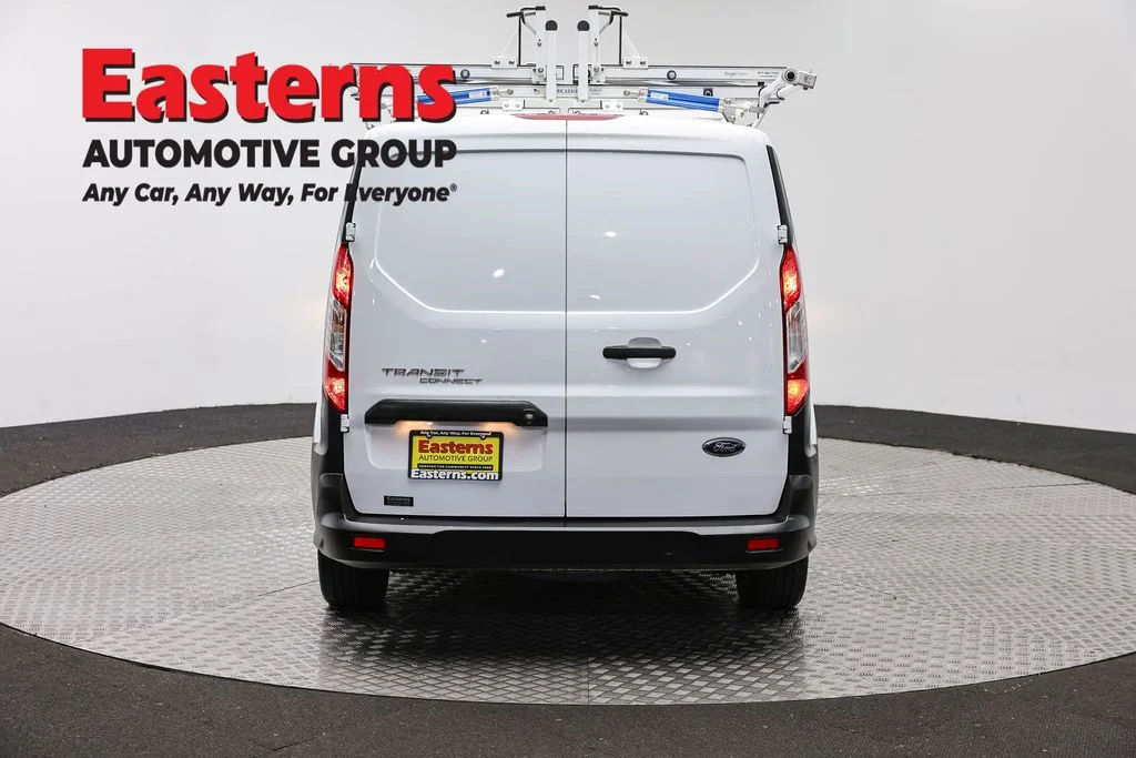 Used 2020 White Ford XL image 6
