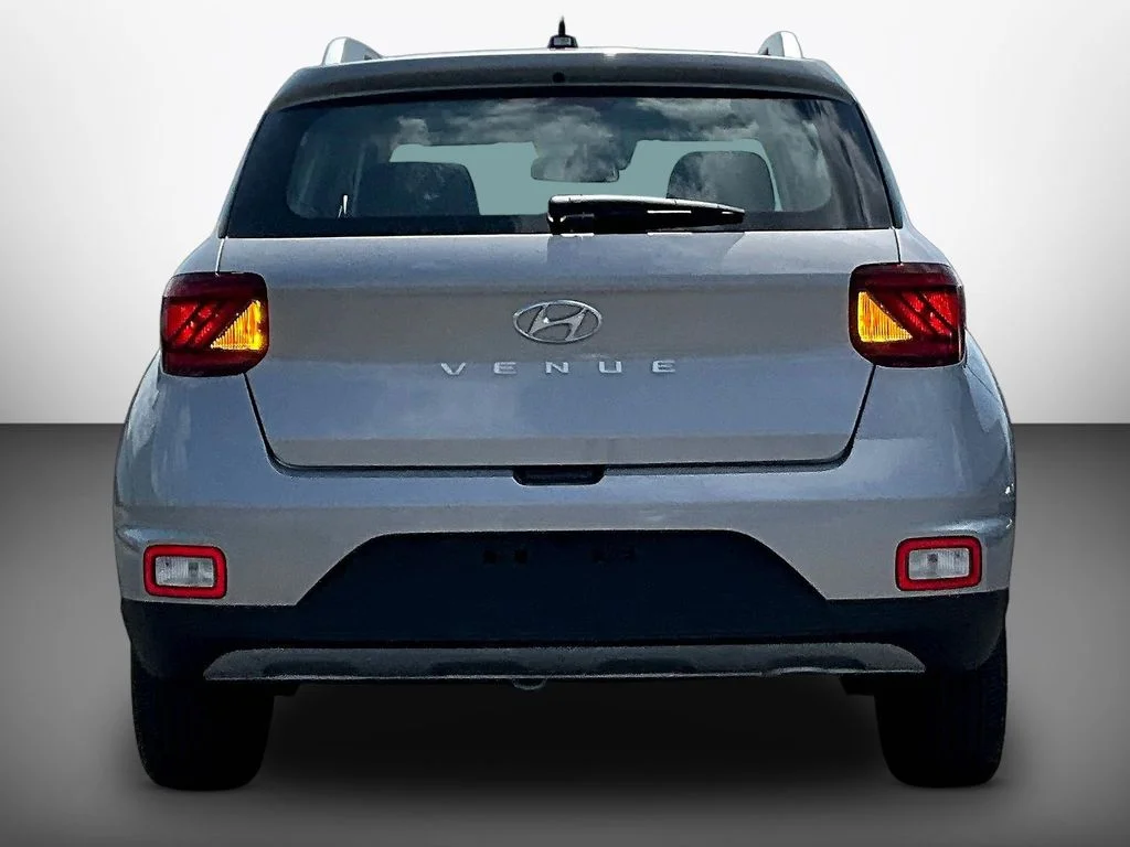 New 2026 Silver Hyundai SEL image 4
