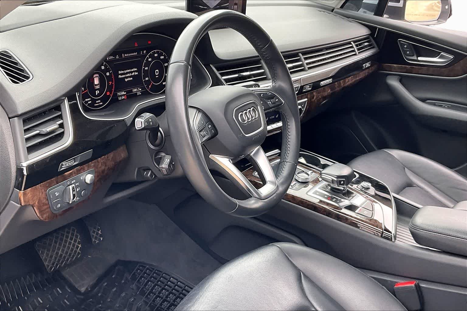 Used 2018 Florett Silver Metallic Audi Prestige image 18
