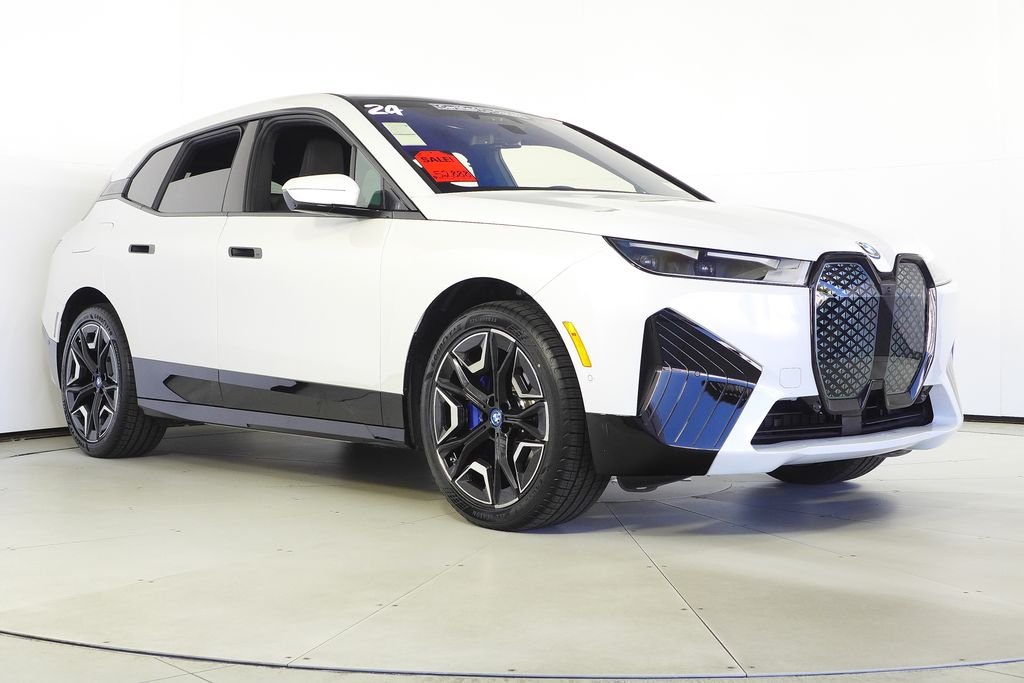 Used 2024 Mineral White Metallic BMW xDrive50 image 4