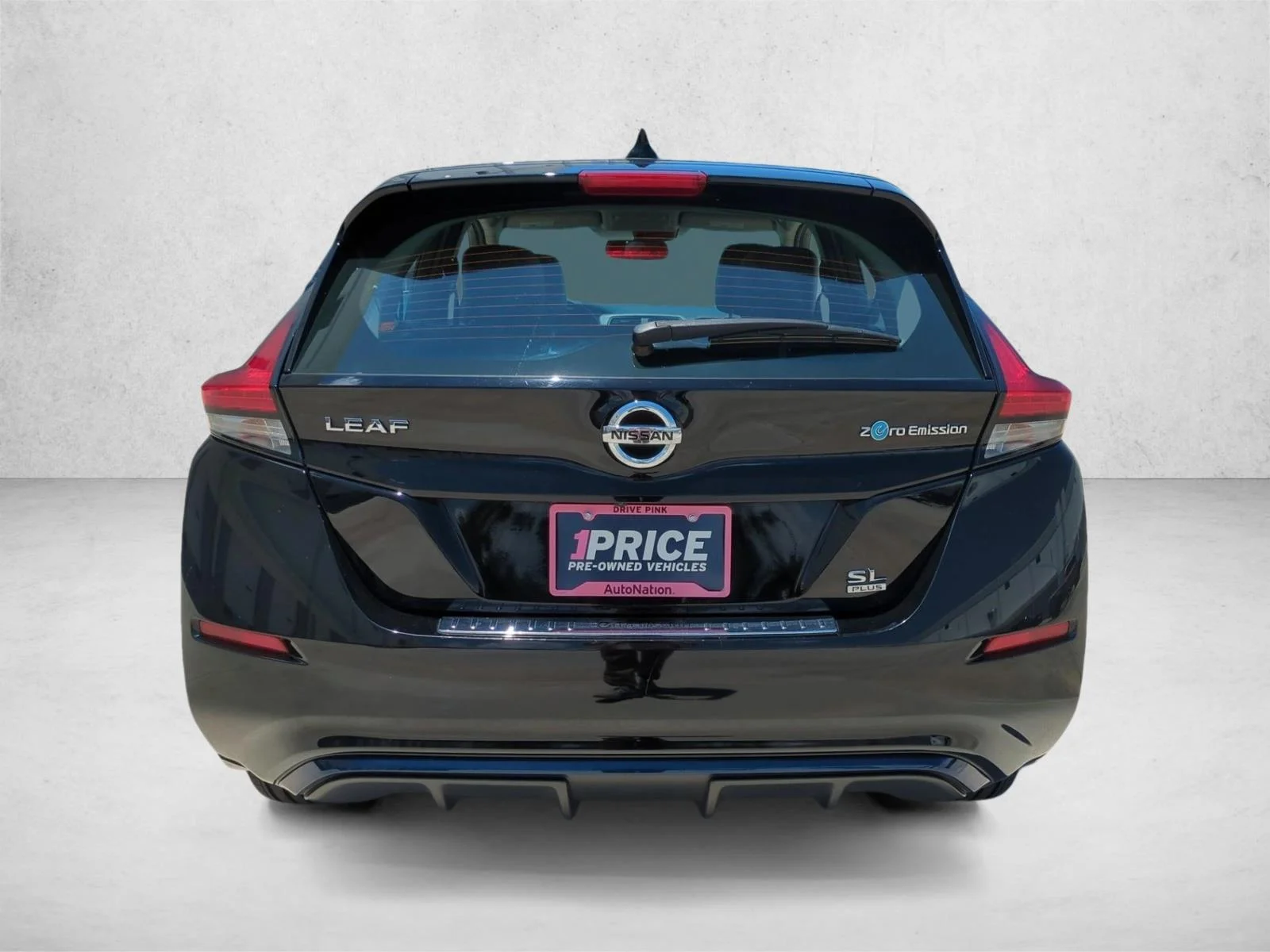 Used 2019 Super Black Nissan SL PLUS image 6