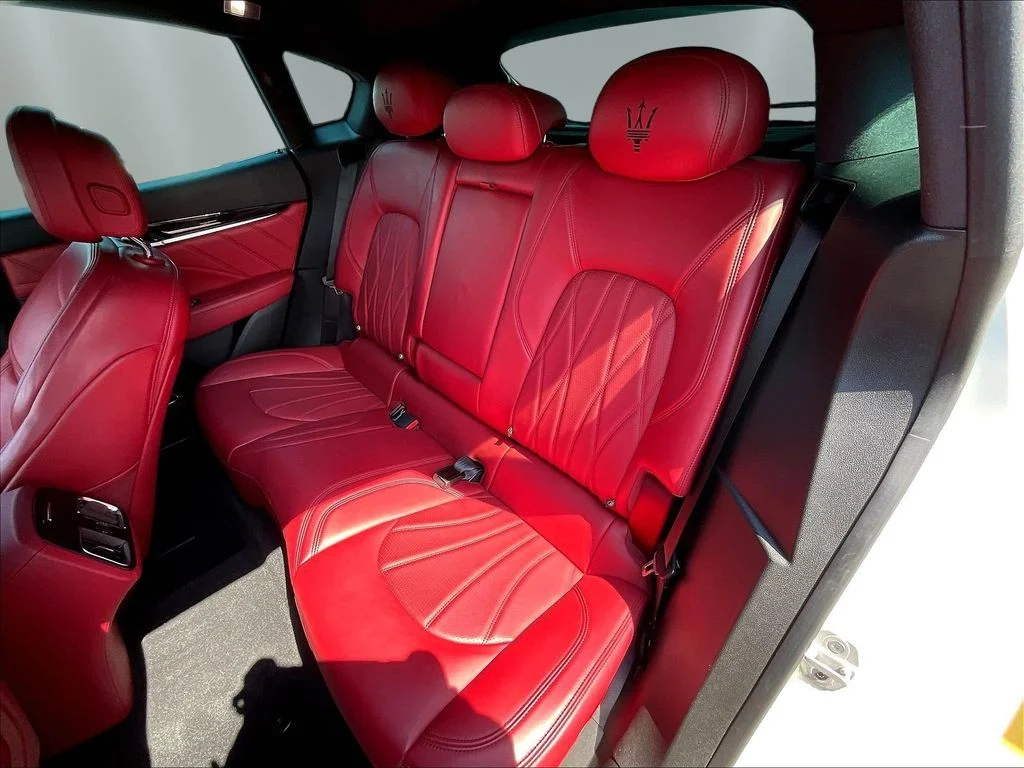 Used 2022 Bianco Maserati Modena image 22