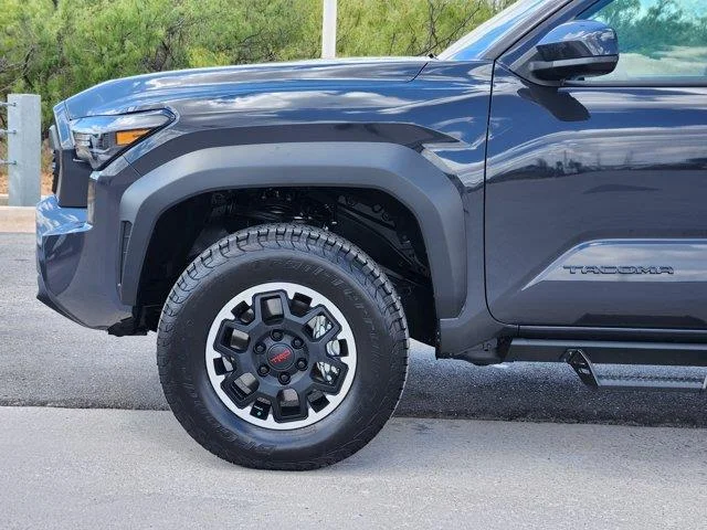 Used 2026 Black Toyota TRD Off Road 4x4 Double Cab 5 ft. box image 8