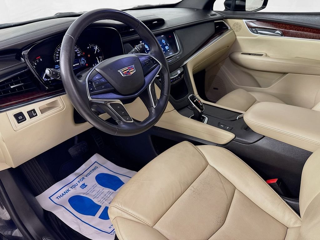 Used 2018 Stellar Black Metallic Cadillac Premium Luxury image 11