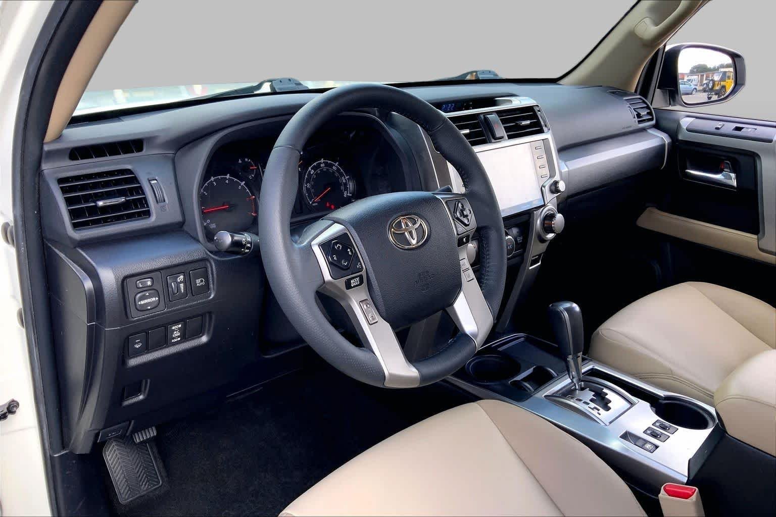 Used 2021 Super White Toyota SR5 Premium image 18
