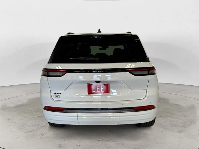 New 2027 White Jeep Limited Reserve image 5