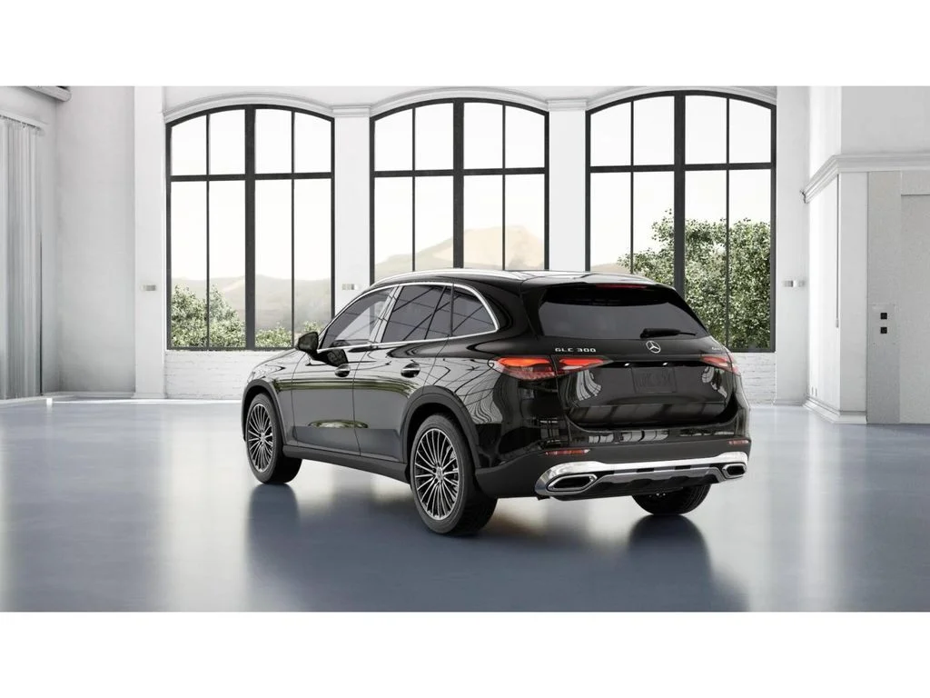 New 2027 Black Mercedes-Benz GLC 300 image 28